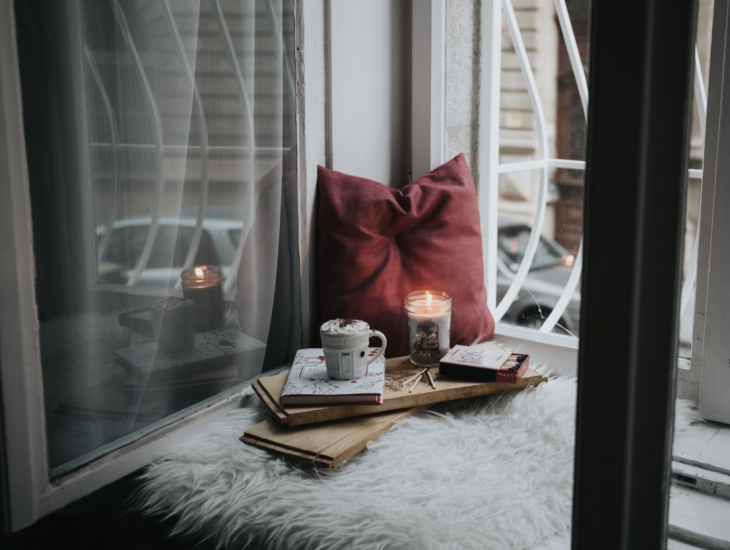 How to practice hygge and stay cosy at home