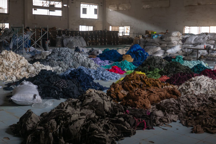 Microplastics and the fashion industry fast fashion